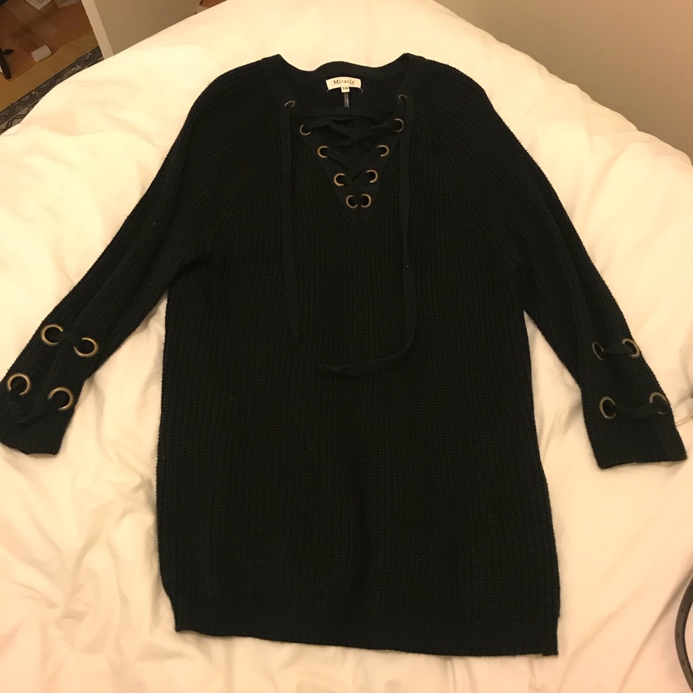 Miracle oversized laced black sweater
